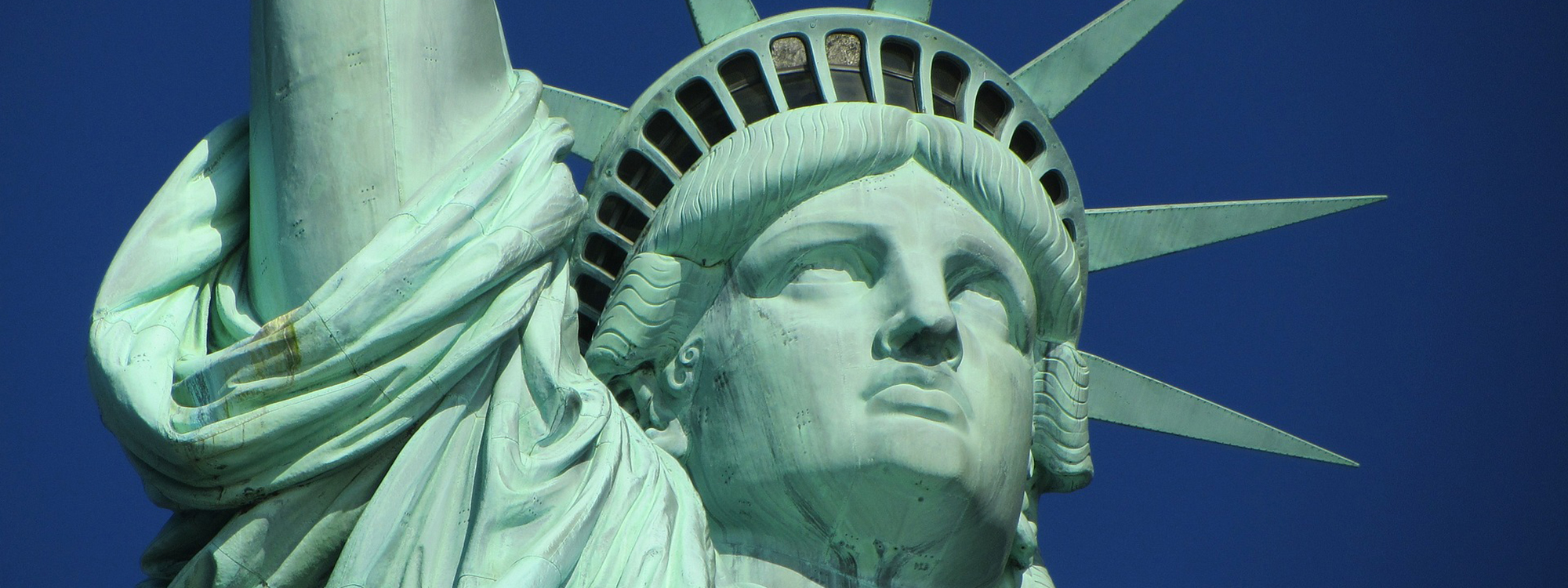new-york-statue-of-liberty--2000x750
