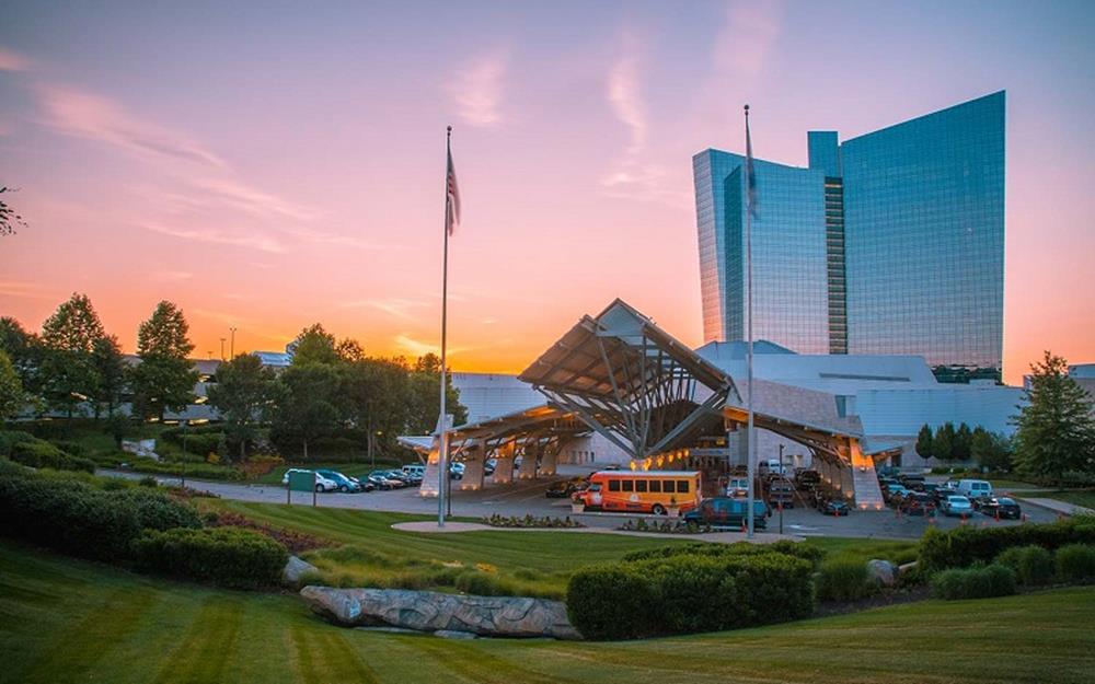 Mohegan-Sun-Exterior-galerie